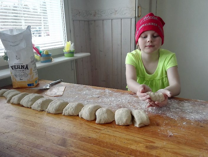 5. Kotimaisesta viljasta, Martta Heikkinen